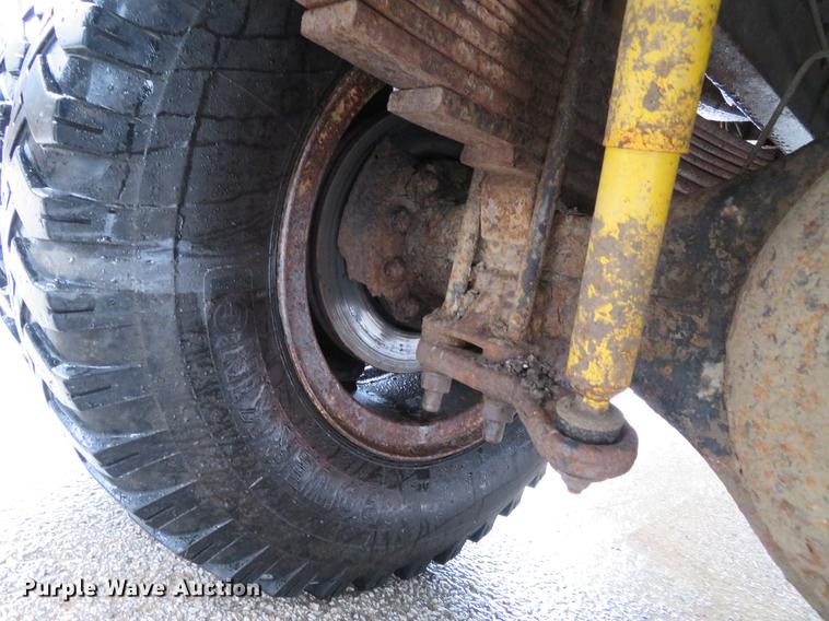 image for item DG3841 1991 Chevrolet Kodiak dump truck