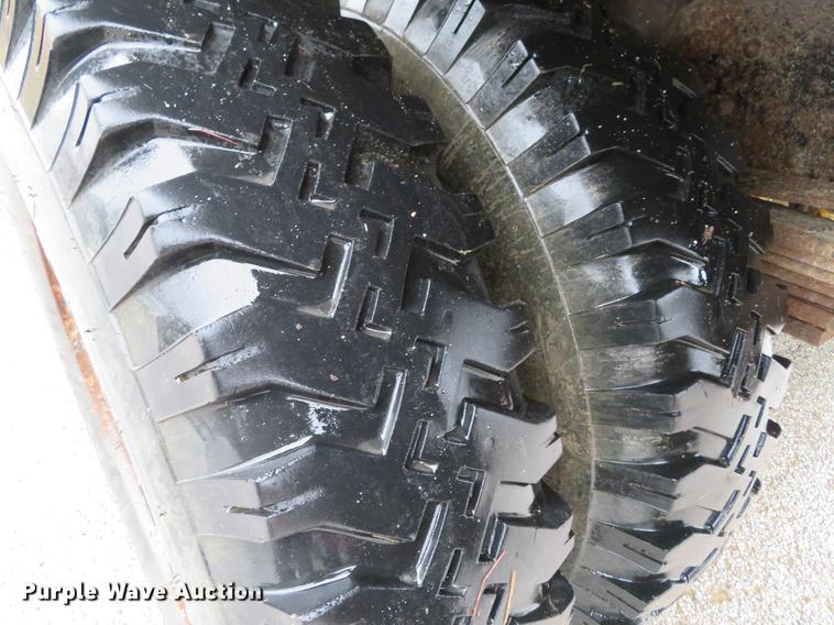 image for item DG3841 1991 Chevrolet Kodiak dump truck