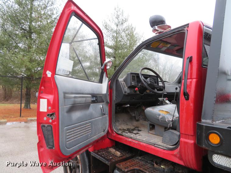 image for item DG3842 1997 Chevrolet C7500 dump flatbed truck