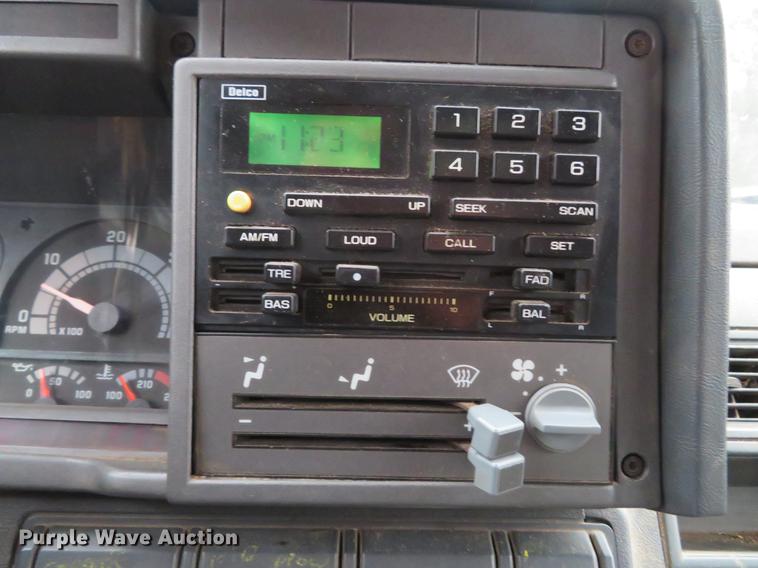 image for item DG3842 1997 Chevrolet C7500 dump flatbed truck