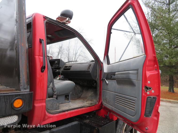 image for item DG3842 1997 Chevrolet C7500 dump flatbed truck