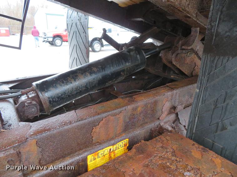 image for item DG3842 1997 Chevrolet C7500 dump flatbed truck