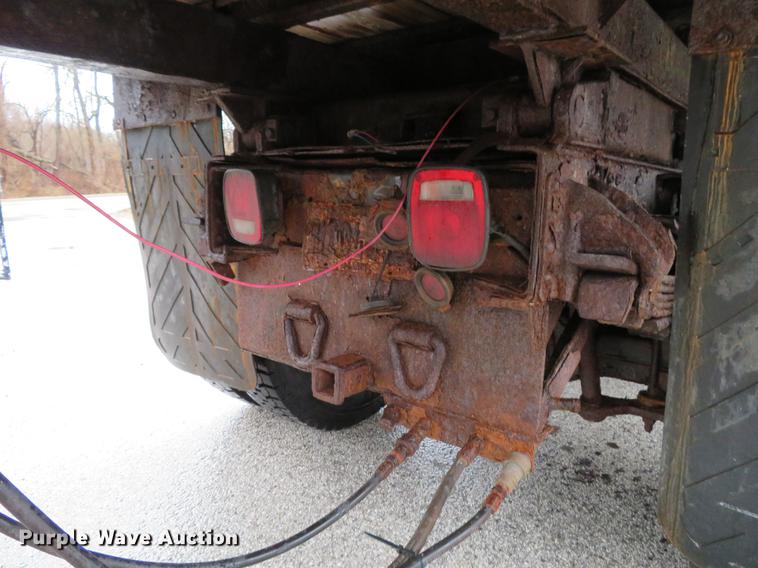 image for item DG3842 1997 Chevrolet C7500 dump flatbed truck