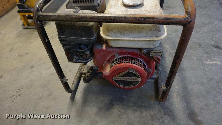 image for item DI9326 Honda EG2200X generator