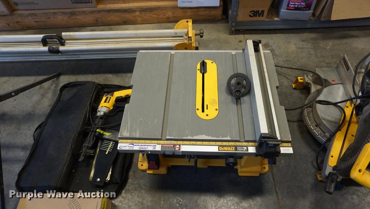 image for item DI9327 DeWalt tools