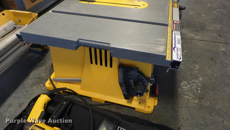 image for item DI9327 DeWalt tools