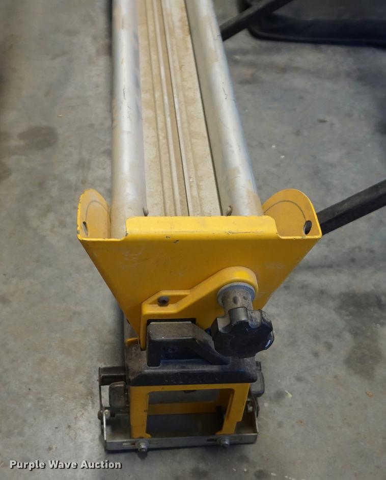 image for item DI9327 DeWalt tools