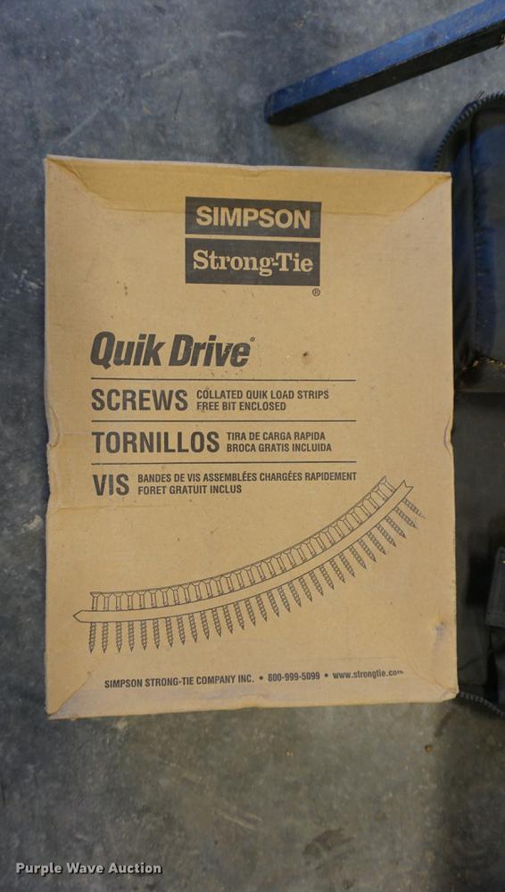 image for item DI9327 DeWalt tools