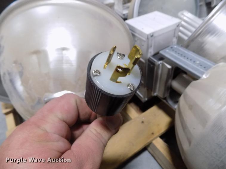 image for item DY9237 (24) Cooper Lighting high bay lights