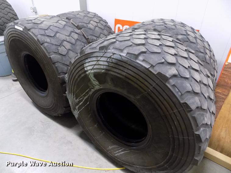 image for item DY9238 (4) Michelin Radial 24R21 tires