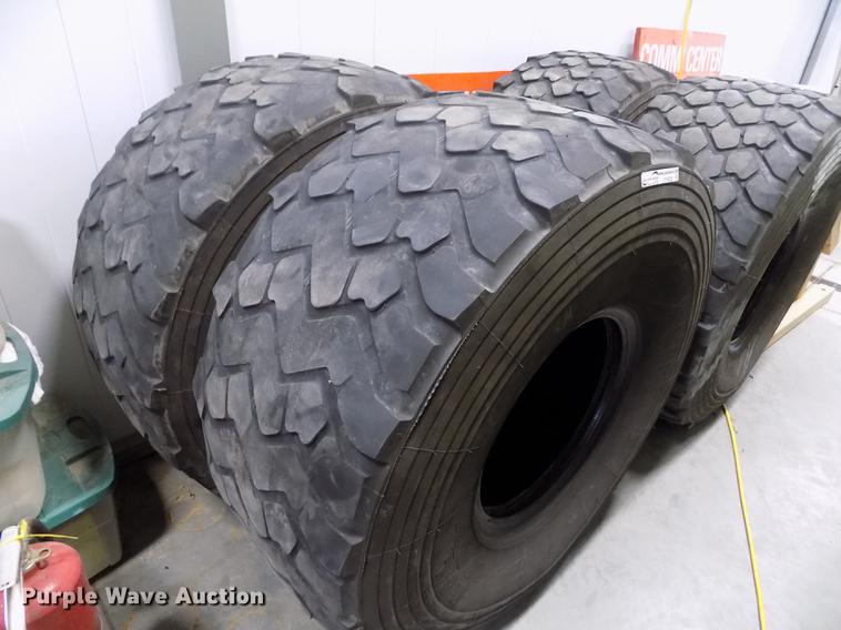 image for item DY9238 (4) Michelin Radial 24R21 tires