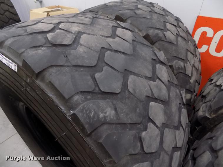 image for item DY9238 (4) Michelin Radial 24R21 tires