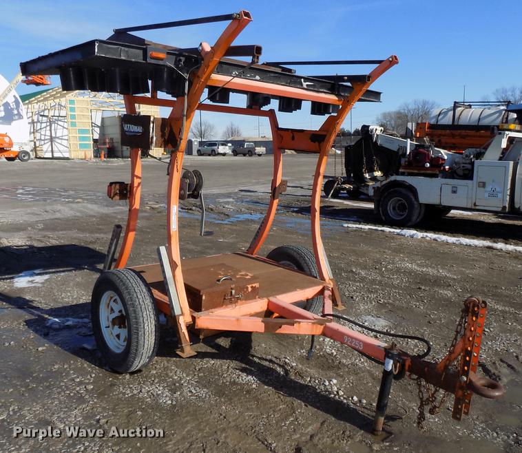 image for item DZ9635 2010 National Sign Arolite Curve 40 arrow board trailer