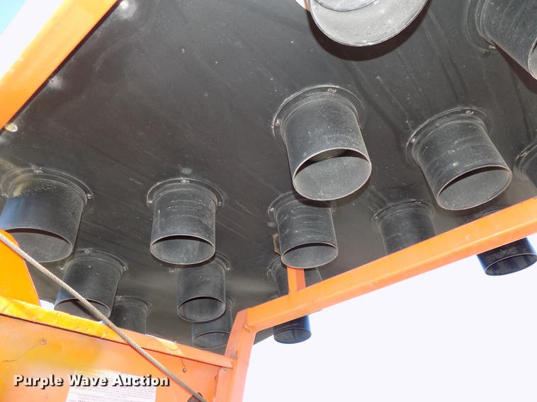 image for item DZ9635 2010 National Sign Arolite Curve 40 arrow board trailer