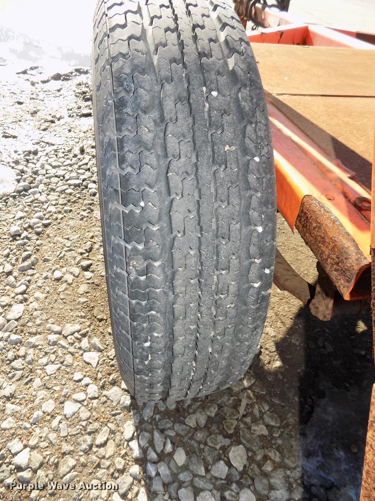 image for item DZ9635 2010 National Sign Arolite Curve 40 arrow board trailer