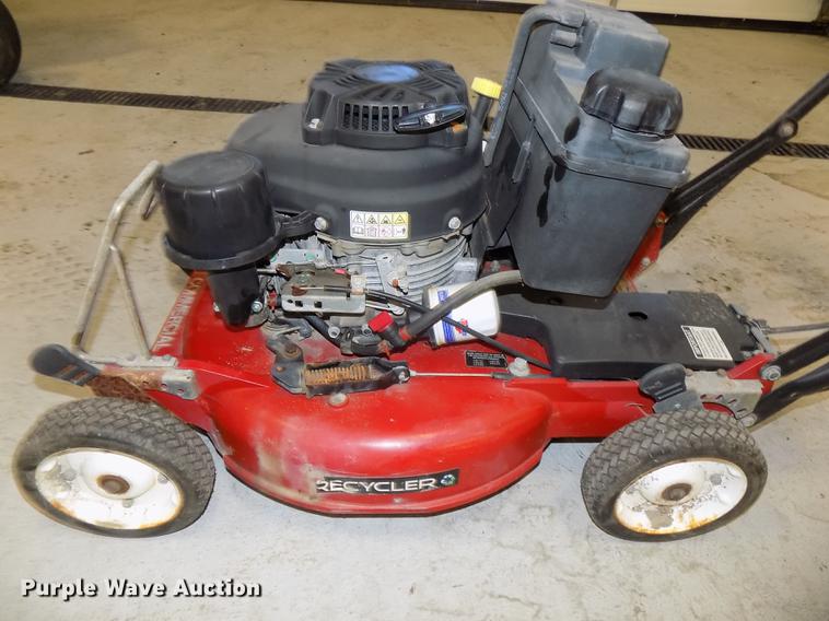 image for item DZ9636 2012 Toro 22198 Proline lawn mower