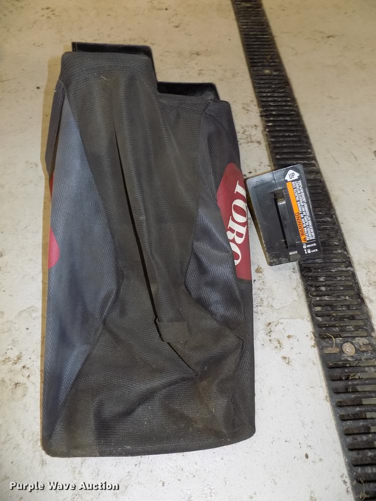 image for item DZ9636 2012 Toro 22198 Proline lawn mower