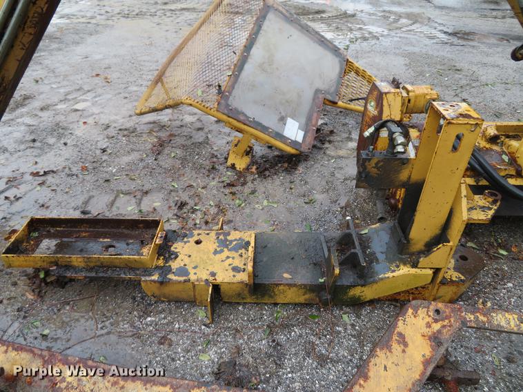 image for item EV9573 Diamond side boom mower
