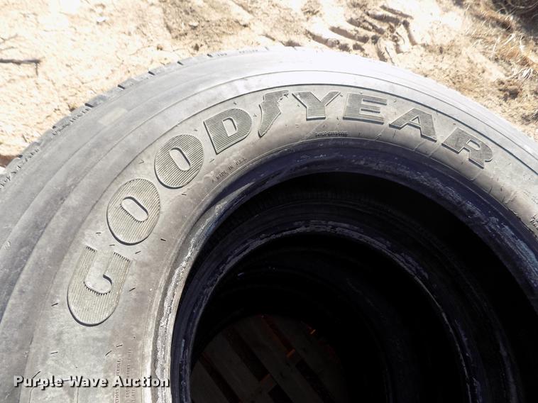 image for item FH9022 (4) Goodyear 11R22.5 tires