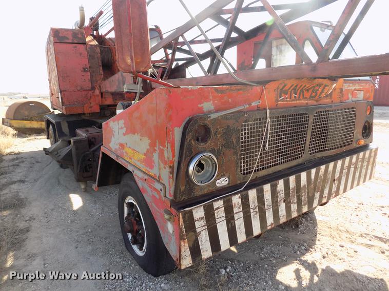 image for item FH9024 Link Belt HC-78A crane