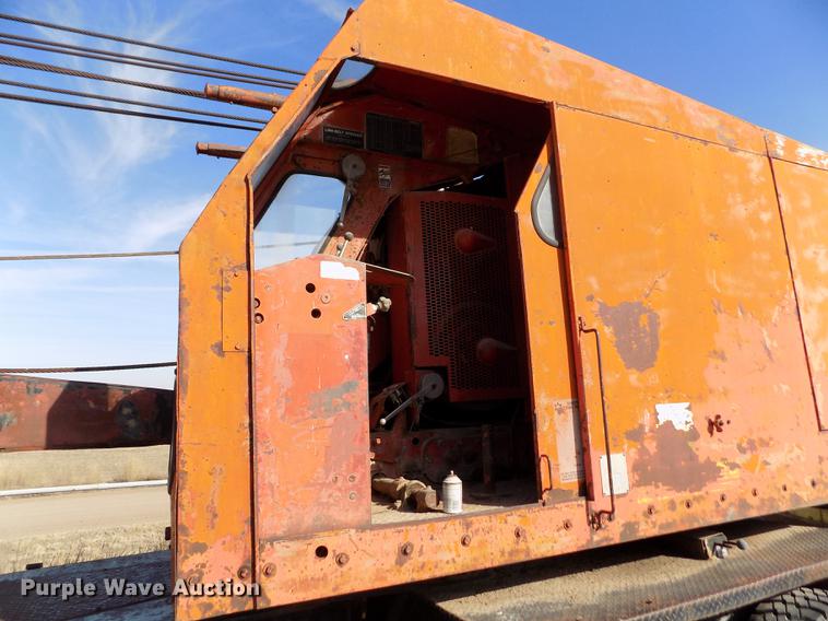 image for item FH9024 Link Belt HC-78A crane