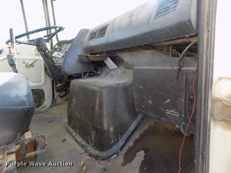 image for item FH9059 1987 Ford LN8000 refuse truck