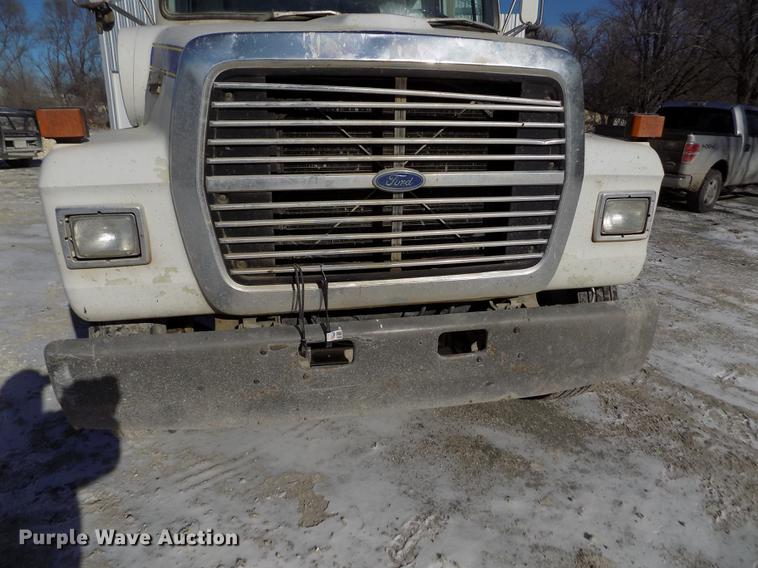 image for item FH9059 1987 Ford LN8000 refuse truck