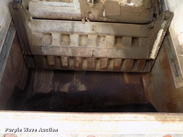 image for item FH9059 1987 Ford LN8000 refuse truck