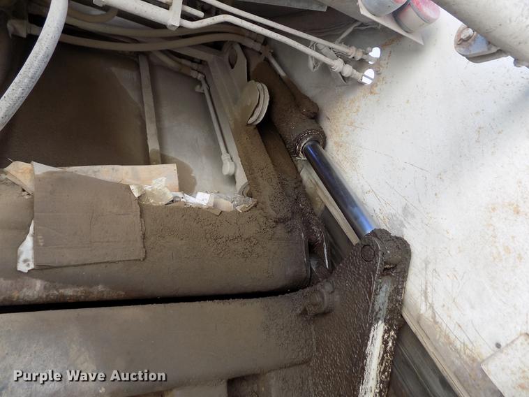 image for item FH9059 1987 Ford LN8000 refuse truck