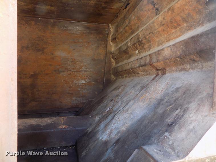 image for item FH9059 1987 Ford LN8000 refuse truck