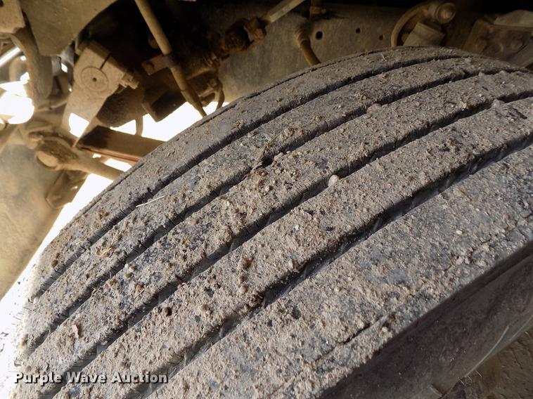 image for item FH9059 1987 Ford LN8000 refuse truck