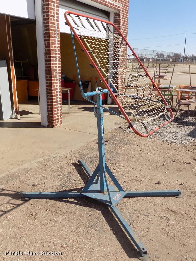 image for item FH9068 Toss Back Varsity 100 basket ball return