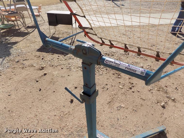 image for item FH9068 Toss Back Varsity 100 basket ball return