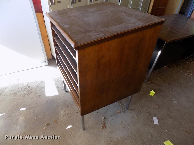 image for item FH9073 *Furniture