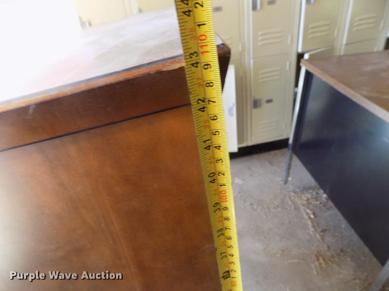 image for item FH9073 *Furniture