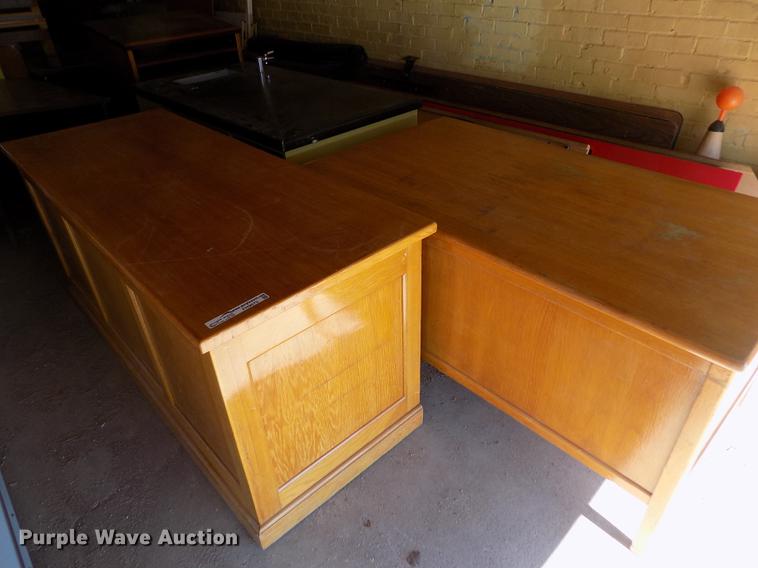 image for item FH9073 *Furniture