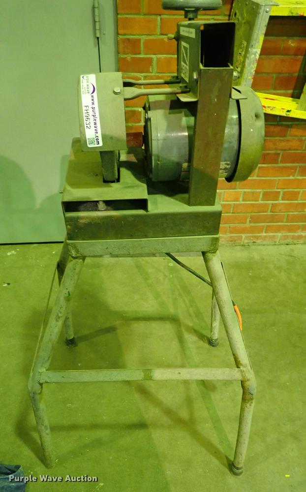 Neary grinder in McPherson, KS Item FH9632 sold Purple Wave