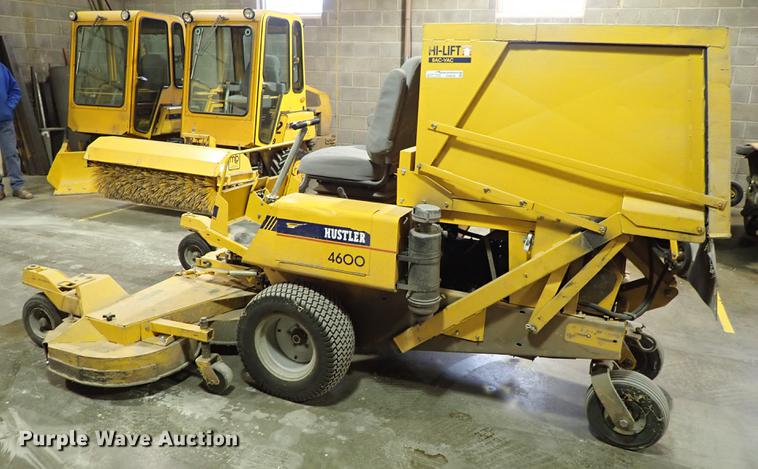 image for item FH9638 Hustler 4600 ZTR lawn mower
