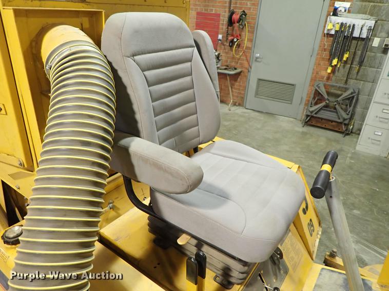 image for item FH9638 Hustler 4600 ZTR lawn mower