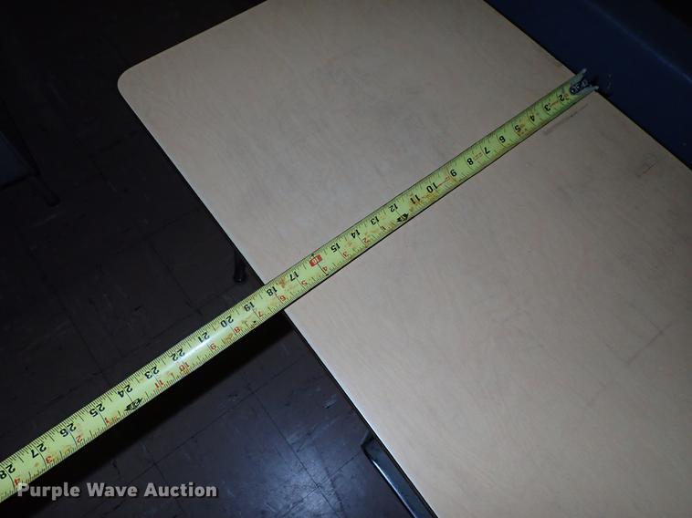 image for item FH9669 (16) student desks