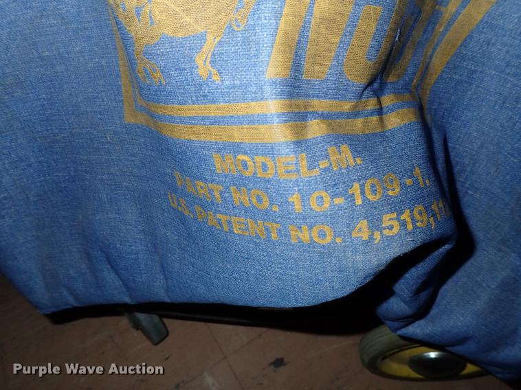 image for item FH9670 (4) NSS M Super Suction vacuums