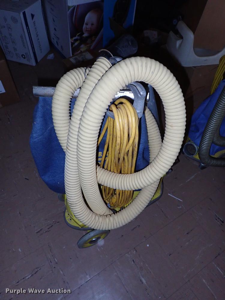 image for item FH9670 (4) NSS M Super Suction vacuums