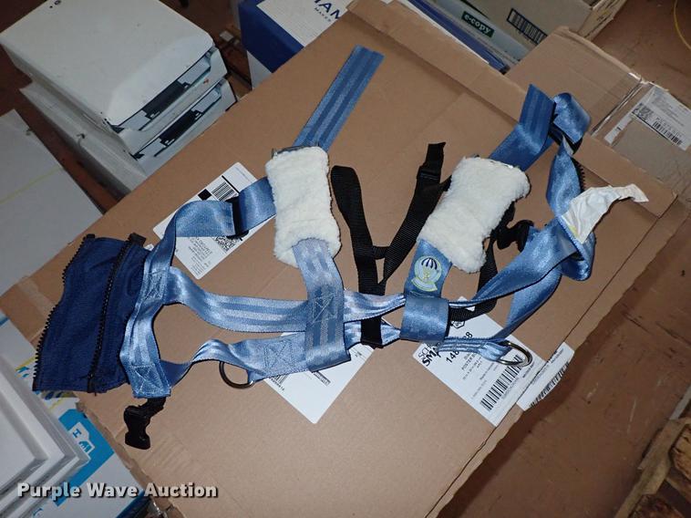 image for item FH9671 (10) EZ On 103Z/S-S vest/seat mounts