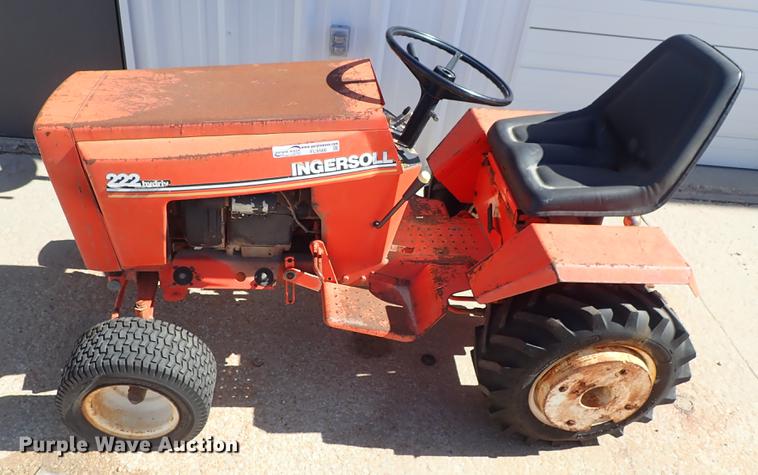 image for item FL9566 Ingersoll 222 tractor
