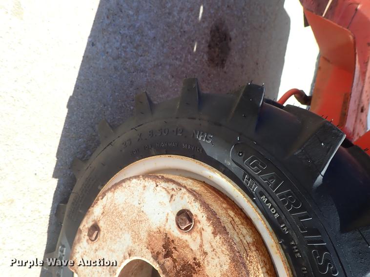 image for item FL9566 Ingersoll 222 tractor