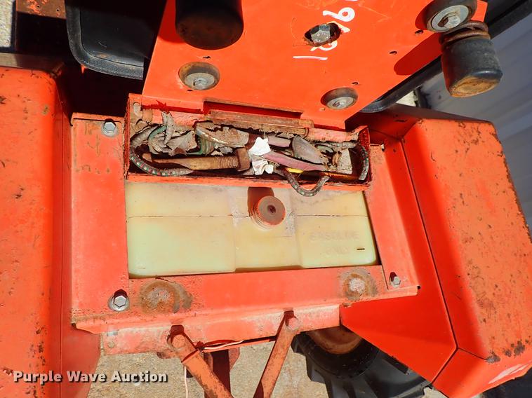 image for item FL9566 Ingersoll 222 tractor