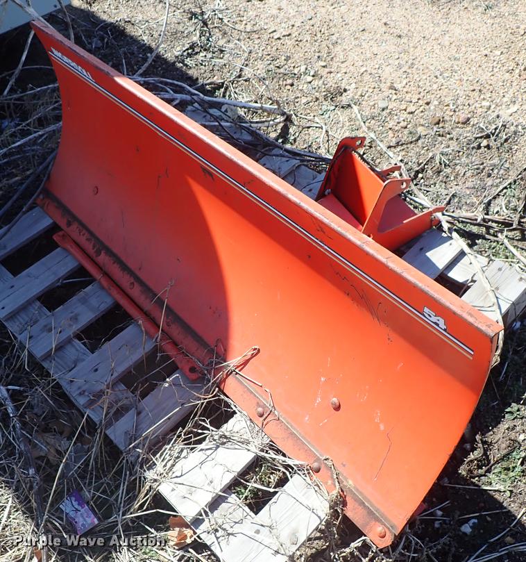 image for item FL9566 Ingersoll 222 tractor