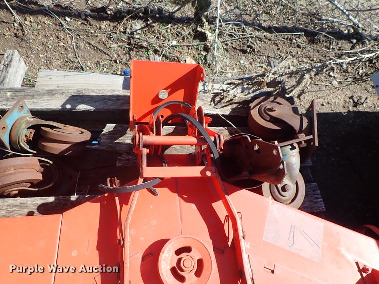 image for item FL9566 Ingersoll 222 tractor