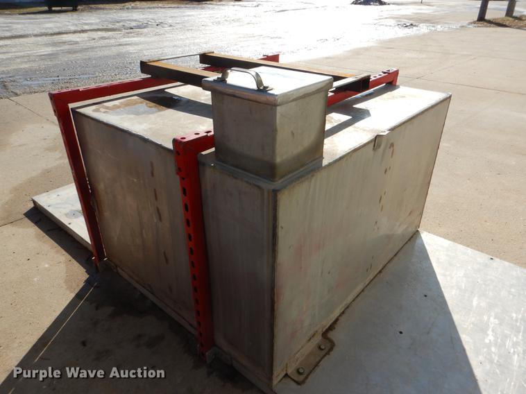 image for item FM9756 Shop built stainless steel tank
