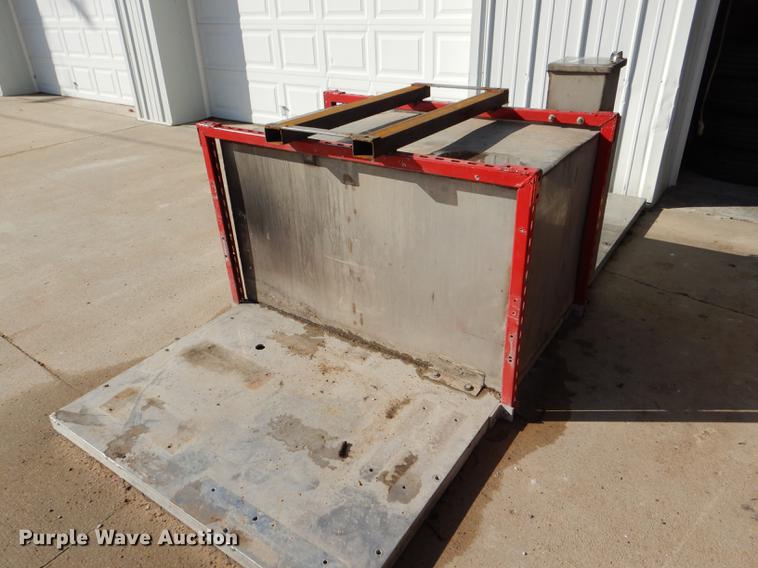 image for item FM9756 Shop built stainless steel tank